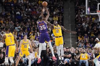 他的每一个 他的每一个