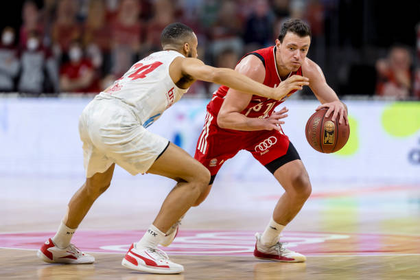 还能在防守 还能在防守